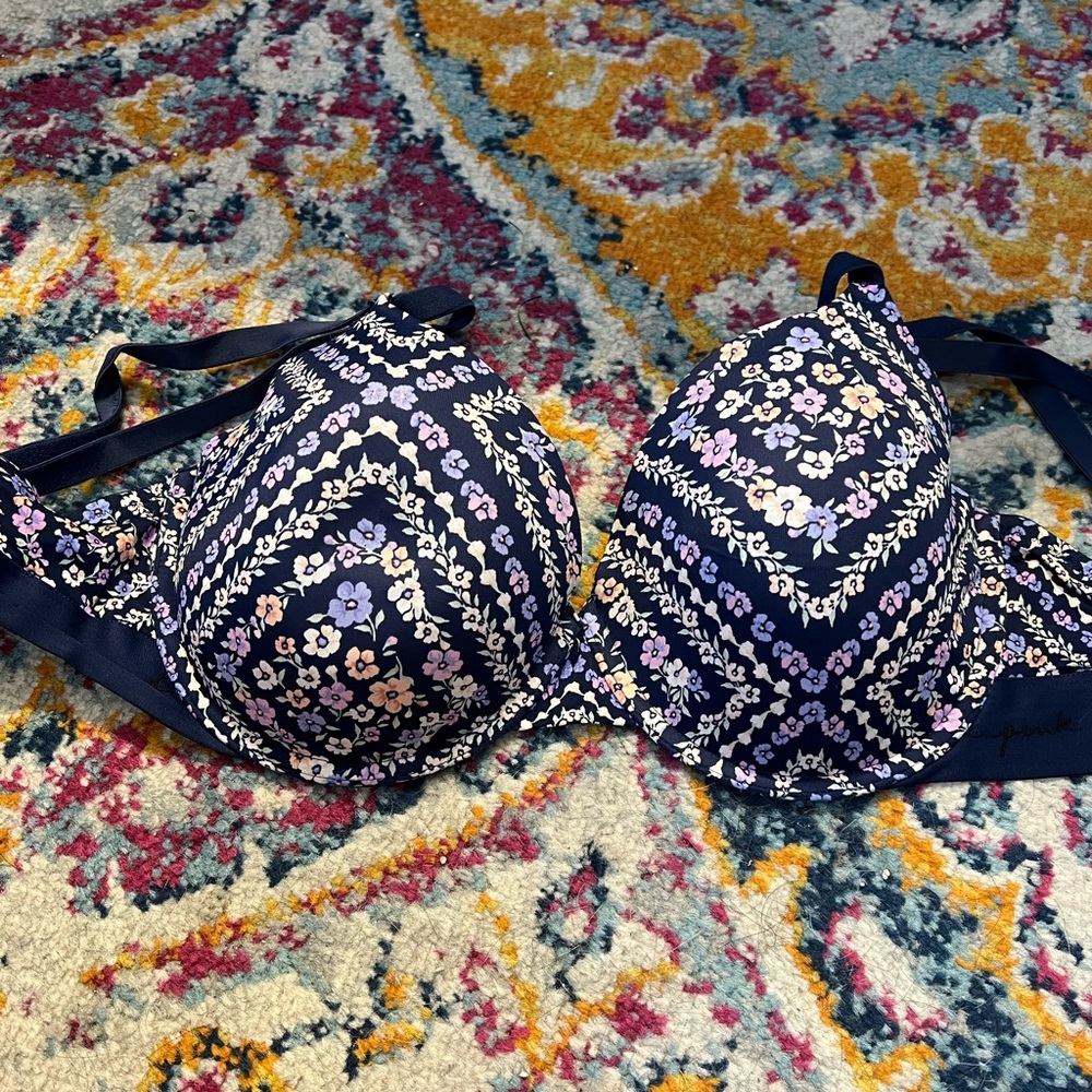 PINK everywear bra
